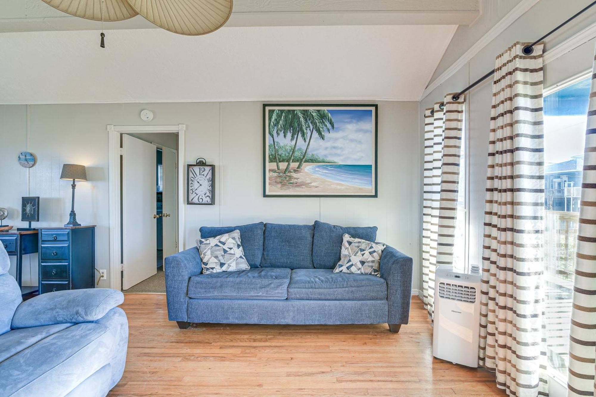 Second-Row Surfside Beach House Newly Renovated! Екстериор снимка